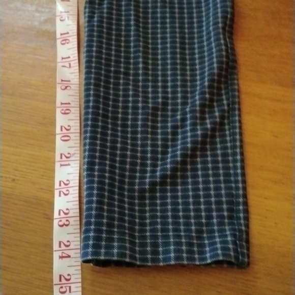 Santuary stretchy  blue/tan plaid pants. Size small. Cute and comfy. - Picture 8 of 8